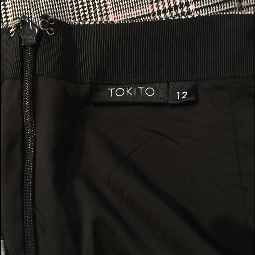*Tokito* Size 12 plaid/houndstooth asymmetrical skirt. - Picture 7 of 10